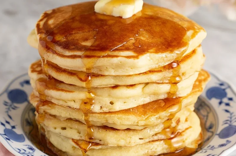 Fluffy Homemade Pancakes That Turn Out Perfect Every Time