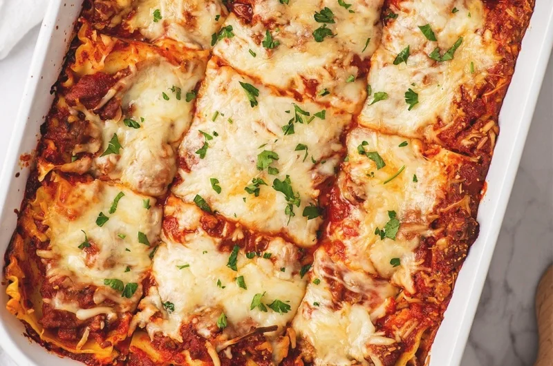 The Best Homemade Lasagna for a Cozy Family Dinner